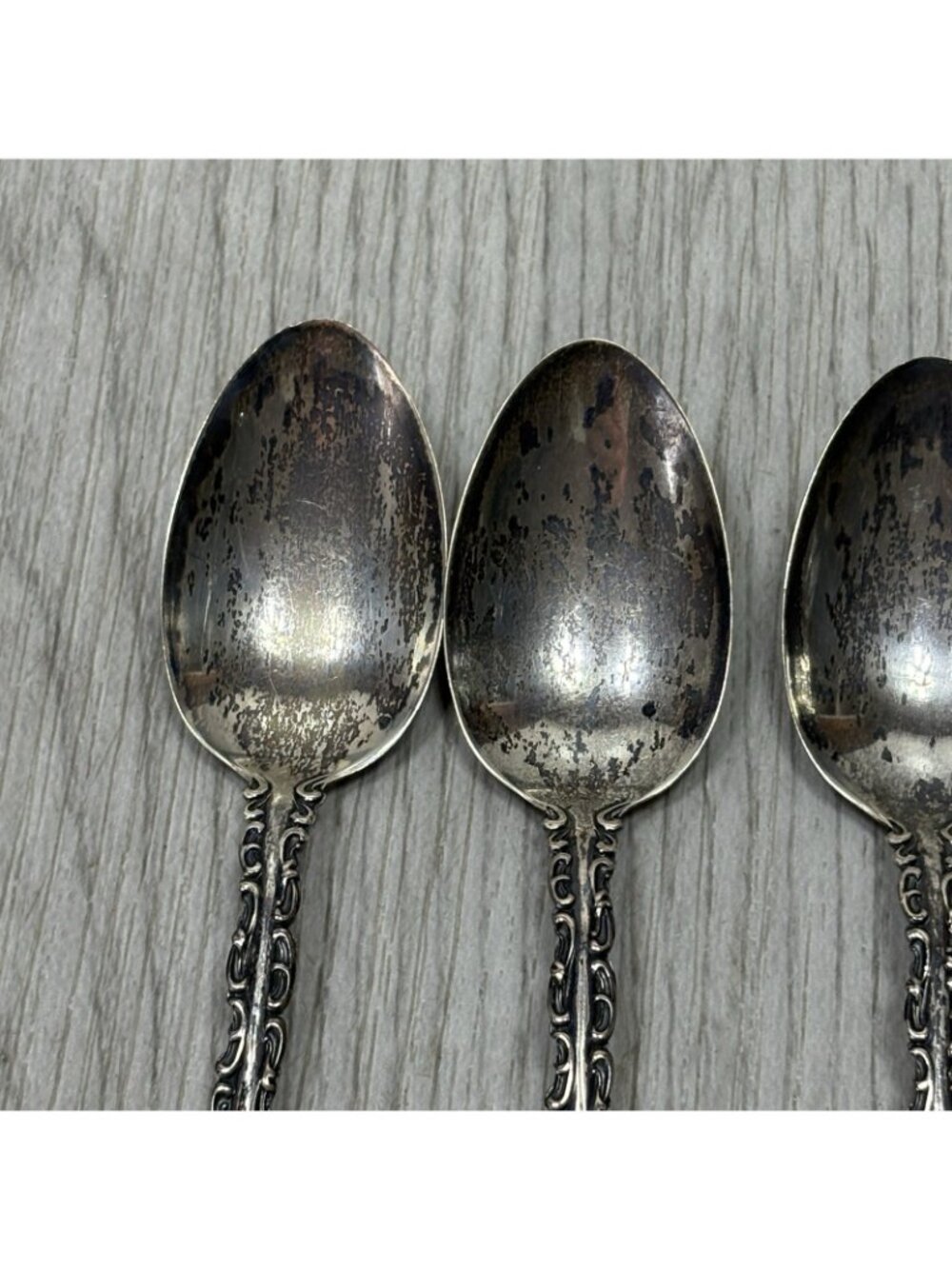 5 - ANTIQUE PAT 1891 STERLING SILVER H. J. HOWE SPOON 5 1/4" Monogrammed - Picture 2 of 13